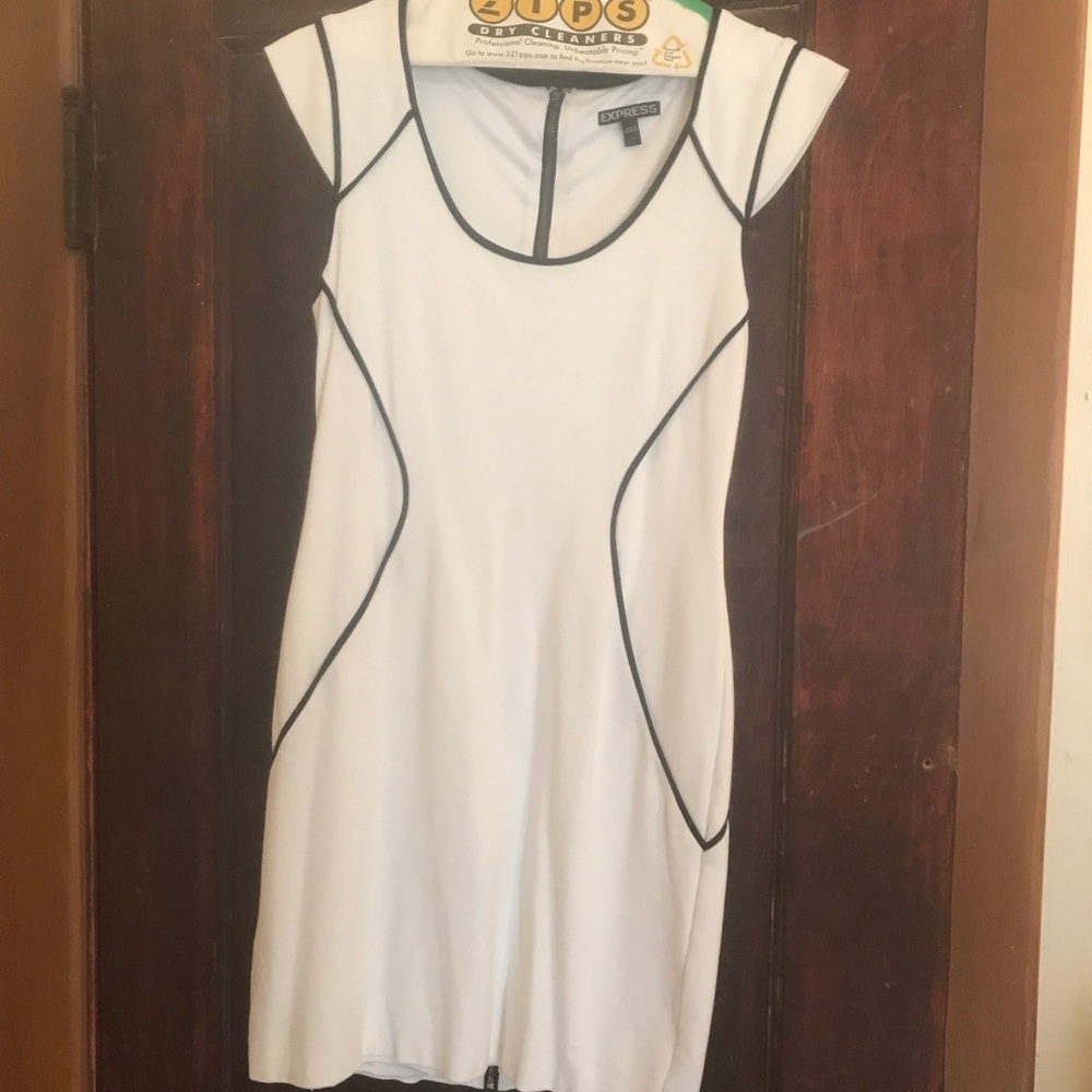 White Form-Fitting Express Dress